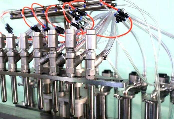 為什么越來越多的食品企業(yè)采用全自動包裝機(jī)