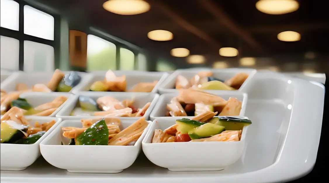 鋁箔盒包裝機：讓預制菜工廠效率提升50%的秘訣