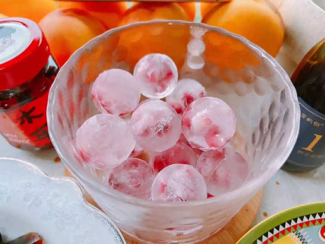 ?智能包裝新紀(jì)元：全自動(dòng)杯裝冰球生產(chǎn)線，賦能飲料企業(yè)高效量產(chǎn)