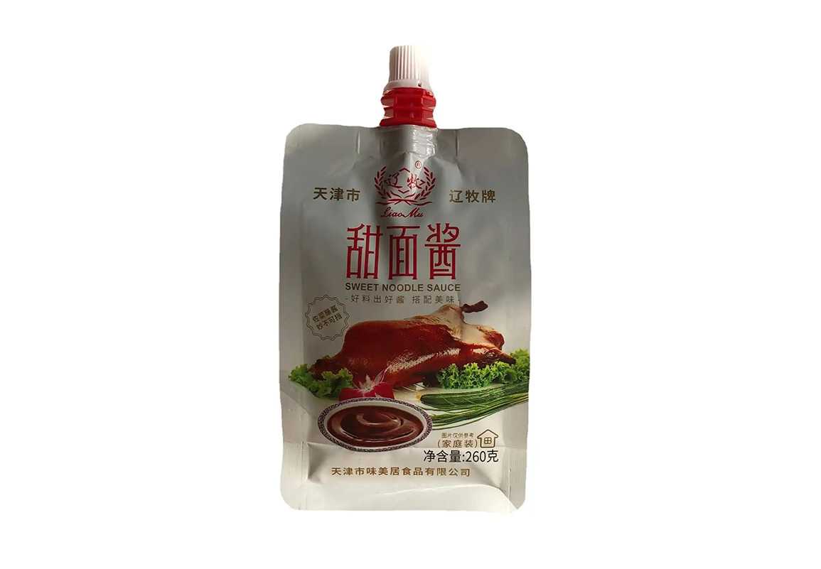 甜面醬包裝革新者 —— 全自動自立吸嘴袋灌裝旋蓋機(jī)，高效賦能食品工廠量產(chǎn)